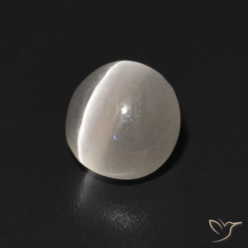 Sillimanite œil de chat Blanc chaud naturelle ovale, 0.90 ct, Transparent