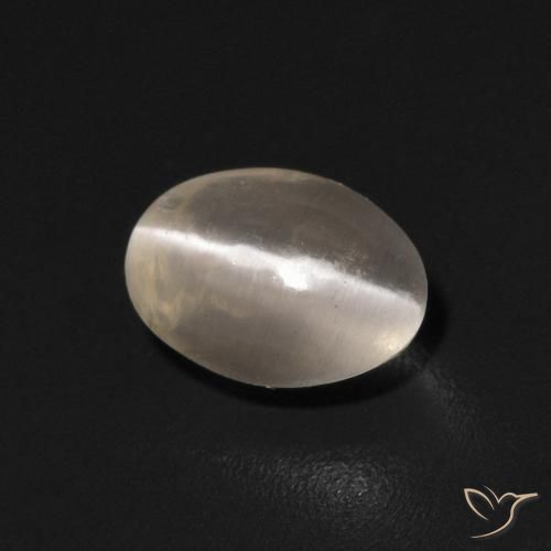 Sillimanite œil de chat Blanc chaud naturelle ovale, 0.81 ct, Transparent