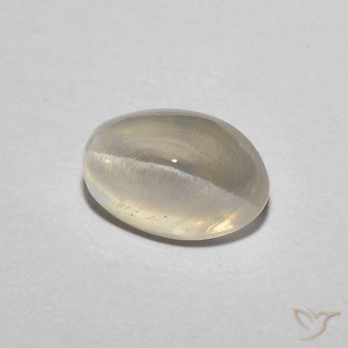 Sillimanite œil de chat Jaune clair naturelle ovale, 1.51 ct, Translucide