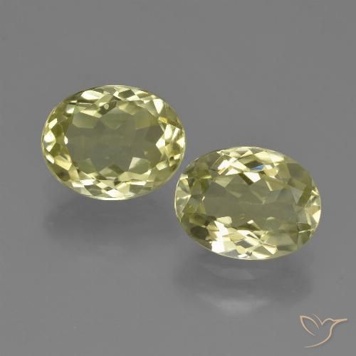 3.81ctw Naturel Jaune moyen Sillimanite, ovale, VVS-VS