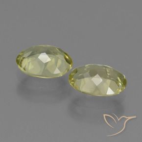 Shop natural 3.81ct Jaune moyen Sillimanite gems, ovale, from Sri Lanka at GemSelect. In stock, global shipping!