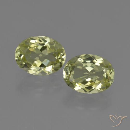 3.39ctw Naturel Vert jaunâtre Sillimanite, ovale, VVS-VS