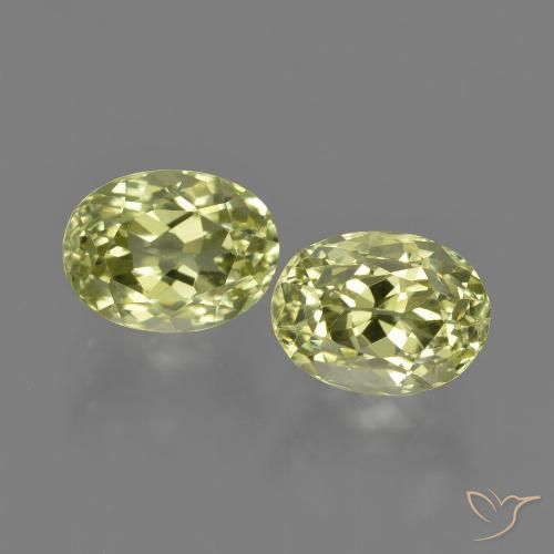 3.65ctw Naturel Vert jaunâtre Sillimanite, ovale, VVS-VS