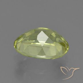 Sillimanite Jaune verdâtre naturelle ovale, 1.98 ct, VS