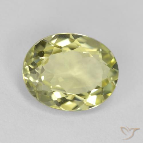 Sillimanite Jaune moyen naturelle ovale, 1.72 ct, VVS-VS
