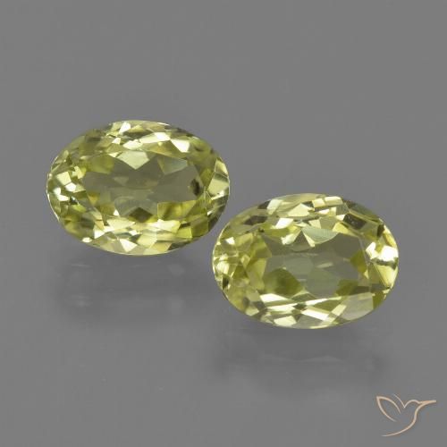 2.54ctw Naturel Jaune verdâtre Sillimanite, ovale, VVS-VS