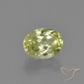 Sillimanite Vert jaunâtre naturelle ovale, 1.55 ct, VVS