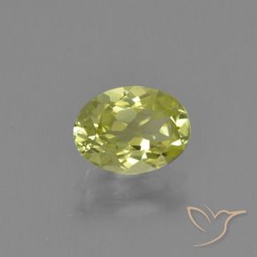 Sillimanite Jaune clair naturelle ovale, 1.13 ct, VVS-VS