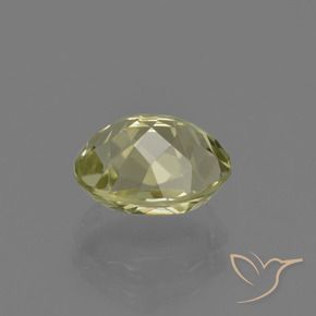 Sillimanite Jaune moyen naturelle ovale, 1.69 ct, VVS-VS