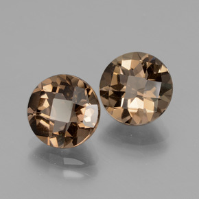 Achetez naturel 3.82ct Brun chocolat Quartz fumé gems, Coupe roude, En provenance Brésil chez GemSelect. En stock, livraison internationale!