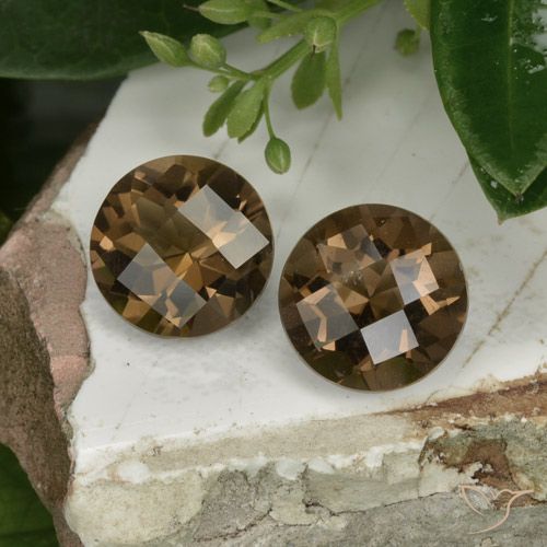 3.67ctw Naturel Brun moyen-foncé Quartz fumé, Tour, VS