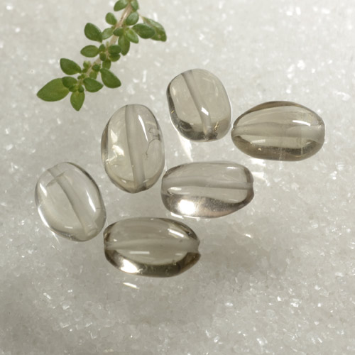 Shop natural 8.86ct Bois marron très clair Quartz fumé gems, ovale, from Brésil at GemSelect. In stock, global shipping!