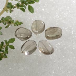 Achetez naturel 3.69ct Bois marron très clair Quartz fumé gems, Coupe ovale, En provenance Brésil chez GemSelect. En stock, livraison internationale!