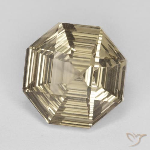 Quartz fumé Brun jaune léger naturelle Octogone / coupe Émeraude, 6.28 ct, VVS