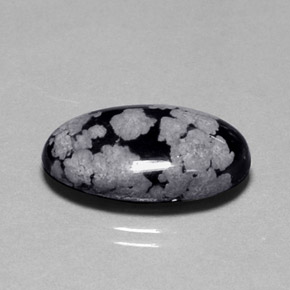 Obsidienne flocon de neige flocon de neige naturelle coupe ovale, 9,62 ct, opaque
