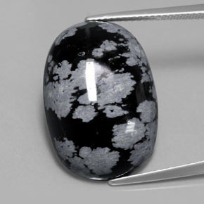 Obsidienne flocon de neige noir naturelle coupe ovale, 13,62 ct, opaque