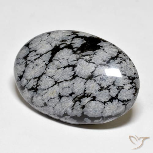 Obsidienne flocon de neige Gris-Blanc Noir naturelle ovale, 30.96 ct, Opaque
