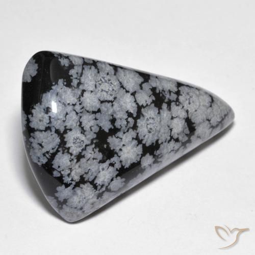 28.63ct Naturel Gris-Blanc Noir Obsidienne flocon de neige, En forme de poire, Opaque