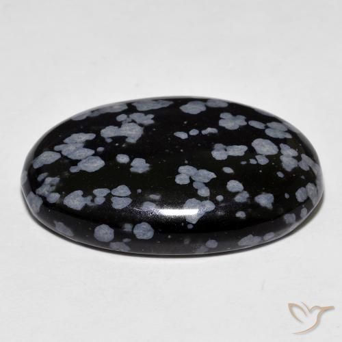 Obsidienne flocon de neige Gris-Blanc Noir naturelle ovale, 30.67 ct, Opaque