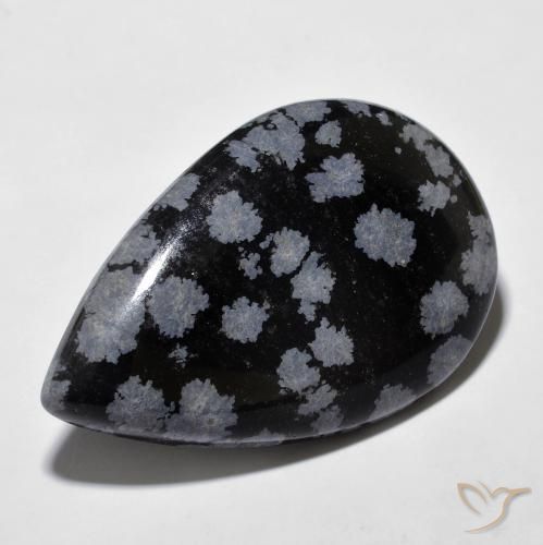 27.42ct Naturel Gris-Blanc Noir Obsidienne flocon de neige, En forme de poire, Opaque, Photo A
