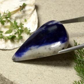 Sodalite Bleu marine naturelle En forme de poire, 56.80 ct, Opaque