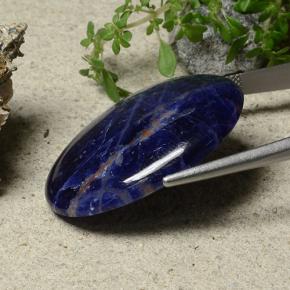 Sodalite multicolore naturelle coupe ovale, 33,58 ct, opaque