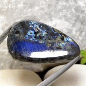 Spectrolite multicolore naturelle forme fantaisie, 24,80 ct, opaque