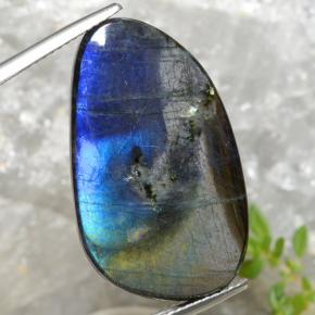 Spectrolite multicolore naturelle forme fantaisie, 14,98 ct, opaque
