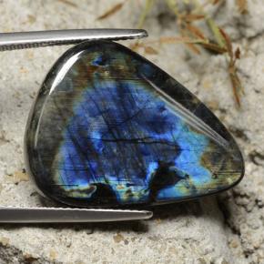 Spectrolite multicolore naturelle en forme de poire, 17,21 ct, opaque