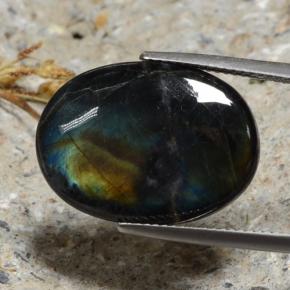 Spectrolite multicolore naturelle coupe ovale, 9,95 ct, opaque