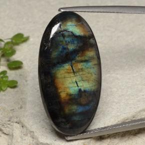 Spectrolite multicolore naturelle coupe ovale, 16,74 ct, opaque