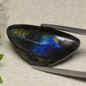 Spectrolite multicolore naturelle forme fantaisie, 10,00 ct, opaque