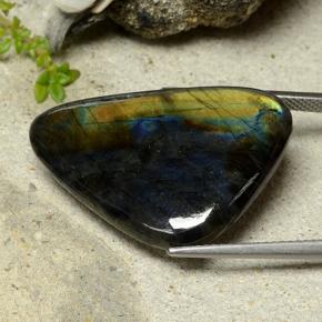Spectrolite multicolore naturelle forme fantaisie, 16,53 ct, opaque