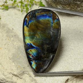 Spectrolite Multicolore naturelle En forme de poire, 19.61 ct, Opaque