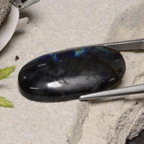 Spectrolite Multicolore naturelle Coupe ovale, 13.69 ct, Opaque