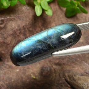 Spectrolite Multicolore naturelle Coupe ovale, 4.18 ct, Opaque