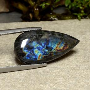 Spectrolite Multicolore naturelle En forme de poire, 8.44 ct, Opaque