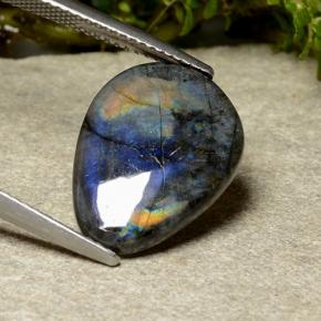 Spectrolite Multicolore naturelle En forme de poire, 5.27 ct, Opaque