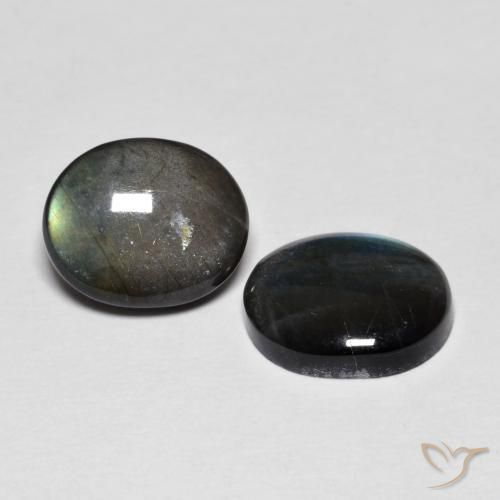 Shop natural 4.35ct Multicolore Spectrolite gems, ovale, from Finlande at GemSelect. In stock, global shipping!