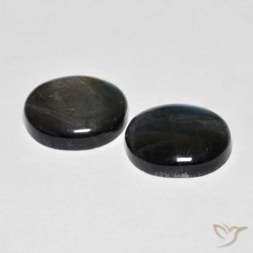 Shop natural 4.35ct Multicolore Spectrolite gems, ovale, from Finlande at GemSelect. In stock, global shipping!