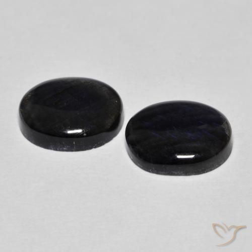 Shop natural 4.46ct Multicolore Spectrolite gems, ovale, from Finlande at GemSelect. In stock, global shipping!
