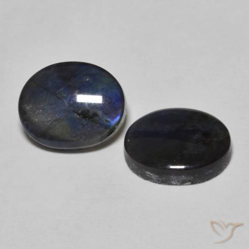 Shop natural 4.29ct Multicolore Spectrolite gems, ovale, from Finlande at GemSelect. In stock, global shipping!