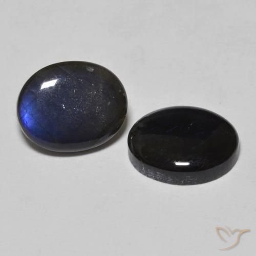 Shop natural 4.24ct Multicolore Spectrolite gems, ovale, from Finlande at GemSelect. In stock, global shipping!