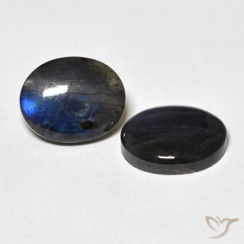 Shop natural 3.91ct Multicolore Spectrolite gems, ovale, from Finlande at GemSelect. In stock, global shipping!