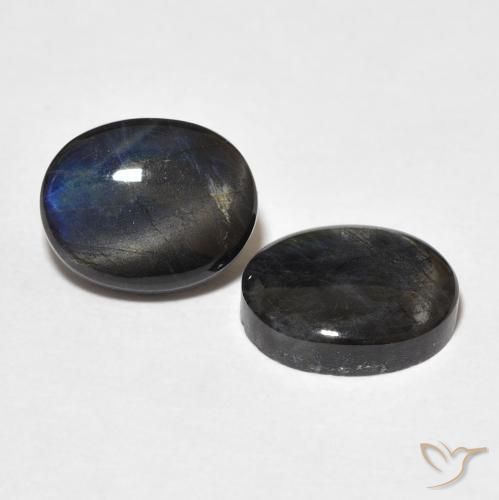 Shop natural 4.38ct Multicolore Spectrolite gems, ovale, from Finlande at GemSelect. In stock, global shipping!