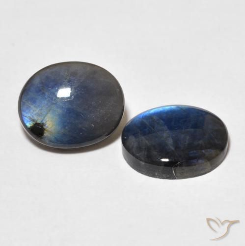 Shop natural 4.19ct Multicolore Spectrolite gems, ovale, from Finlande at GemSelect. In stock, global shipping!