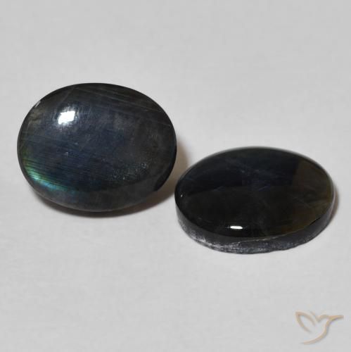 Shop natural 4.22ct Multicolore Spectrolite gems, ovale, from Finlande at GemSelect. In stock, global shipping!