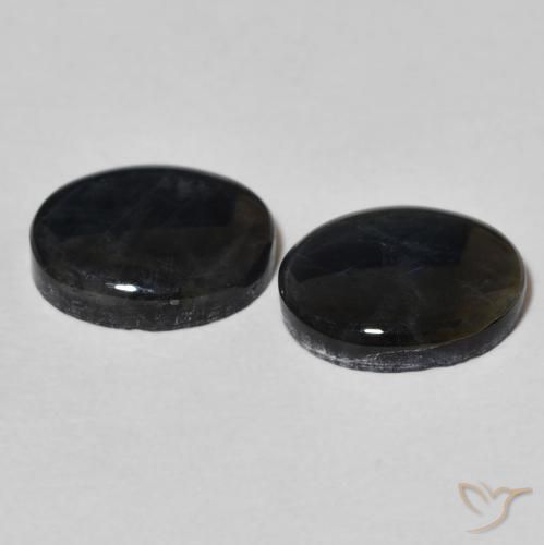 Shop natural 4.22ct Multicolore Spectrolite gems, ovale, from Finlande at GemSelect. In stock, global shipping!