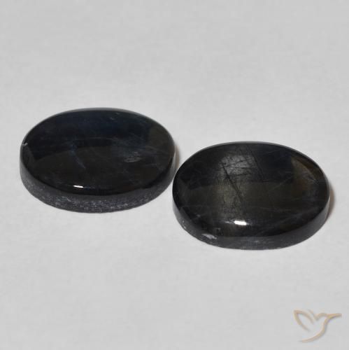 Shop natural 4.01ct Multicolore Spectrolite gems, ovale, from Finlande at GemSelect. In stock, global shipping!