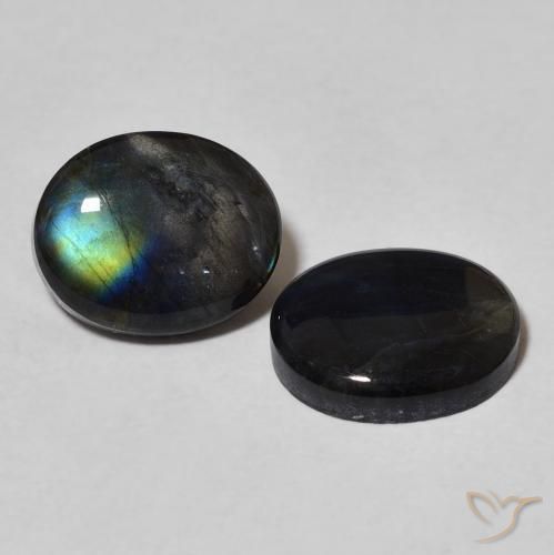 Shop natural 4.30ct Multicolore Spectrolite gems, ovale, from Finlande at GemSelect. In stock, global shipping!